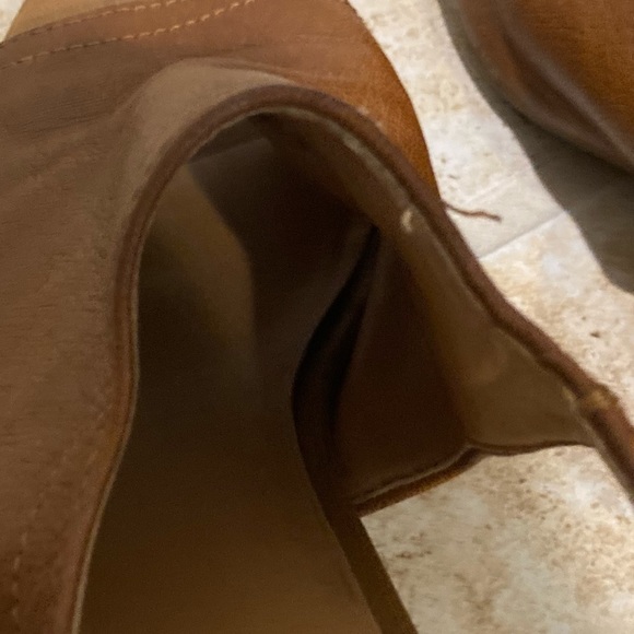 Genuine leather Franco Sarto tan peep toe chunky heel sandals - Picture 4 of 6